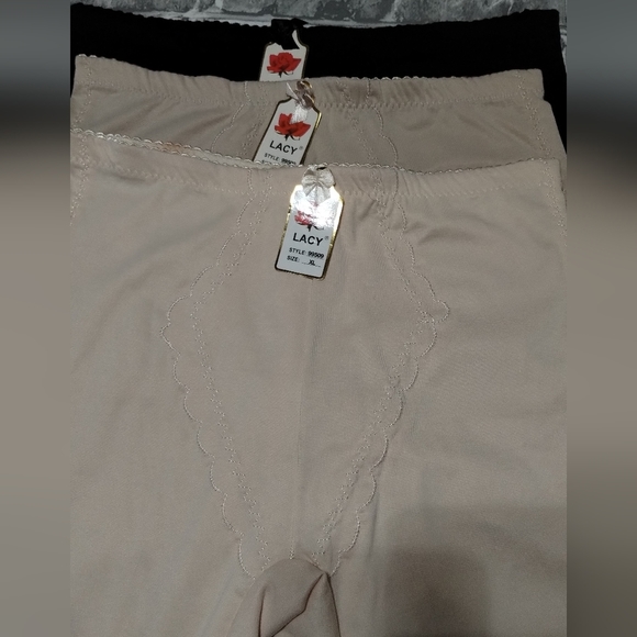 Women's Shapewear Shorts - Black and Cream - Picture 2 of 11